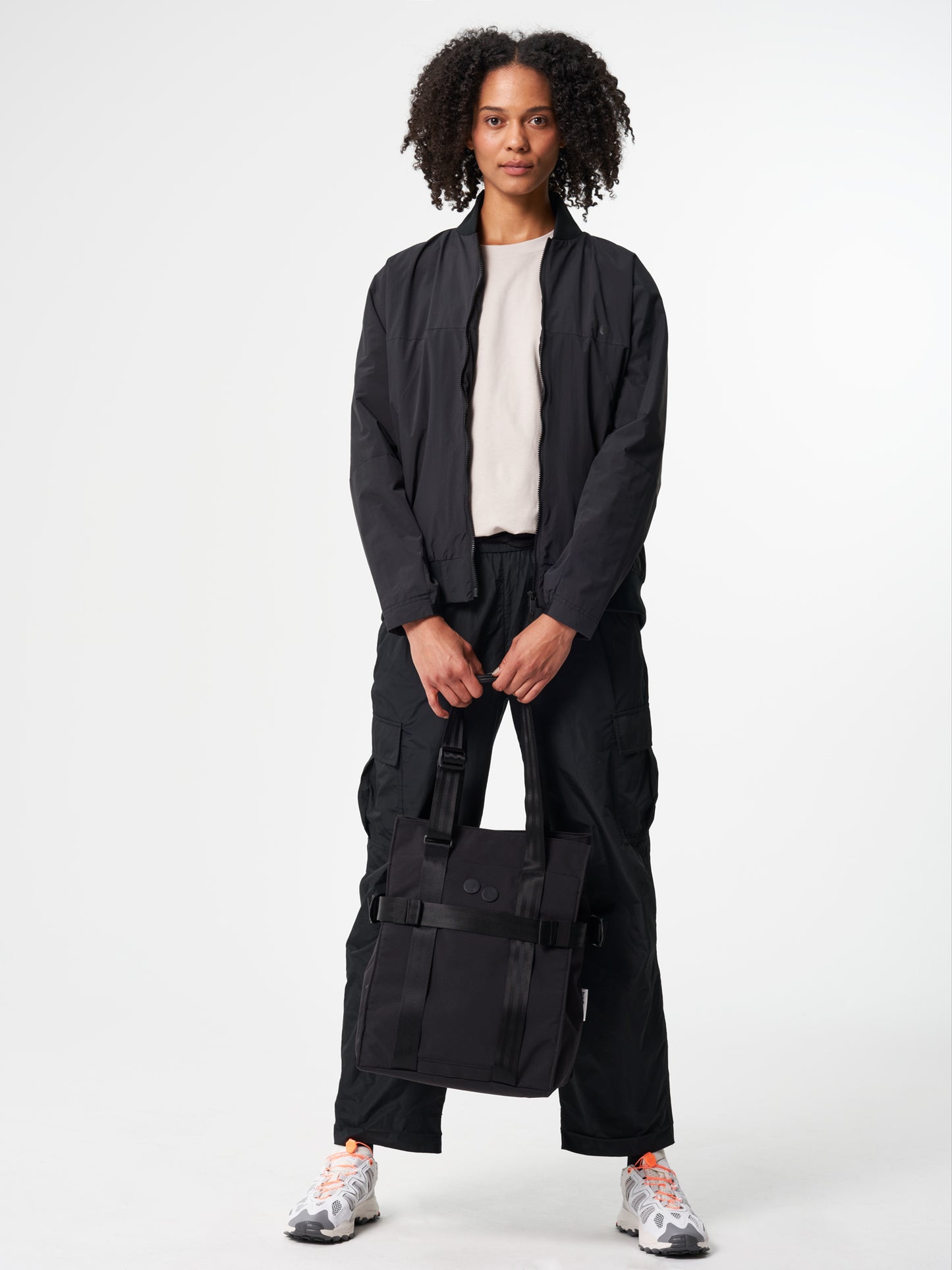 Pendik TB - Solid Black
