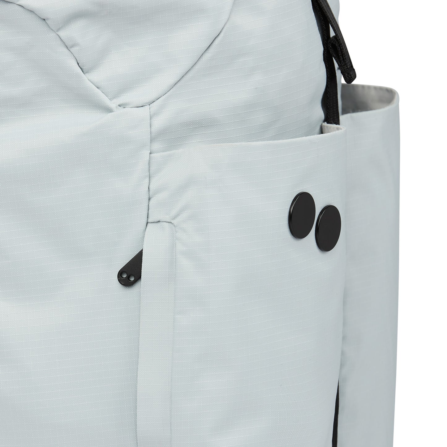 inqponq-backpack-Dukek-Pure-Grey-detail