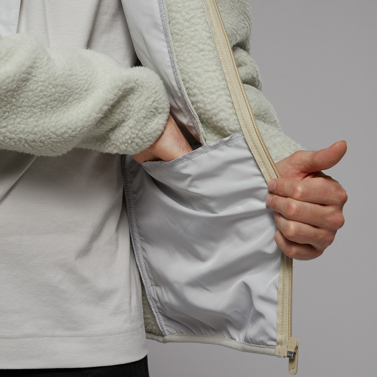 pinqponq-Fleece-Jacket-Unisex-Sand-Beige-detail
