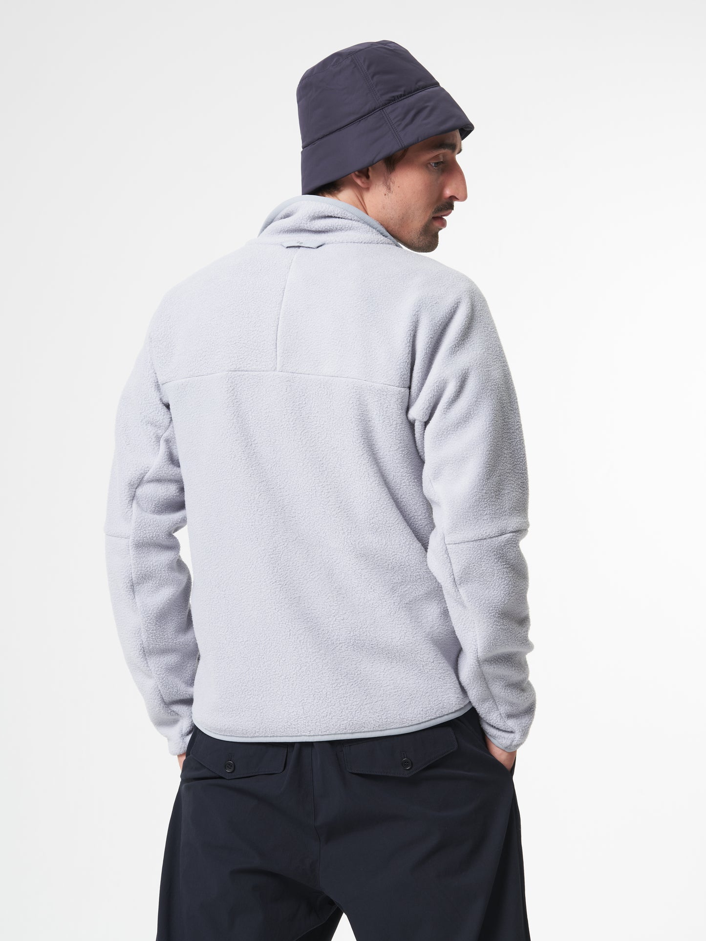 pinqponq-Fleece-Pullover-Iced-Grey-model-back