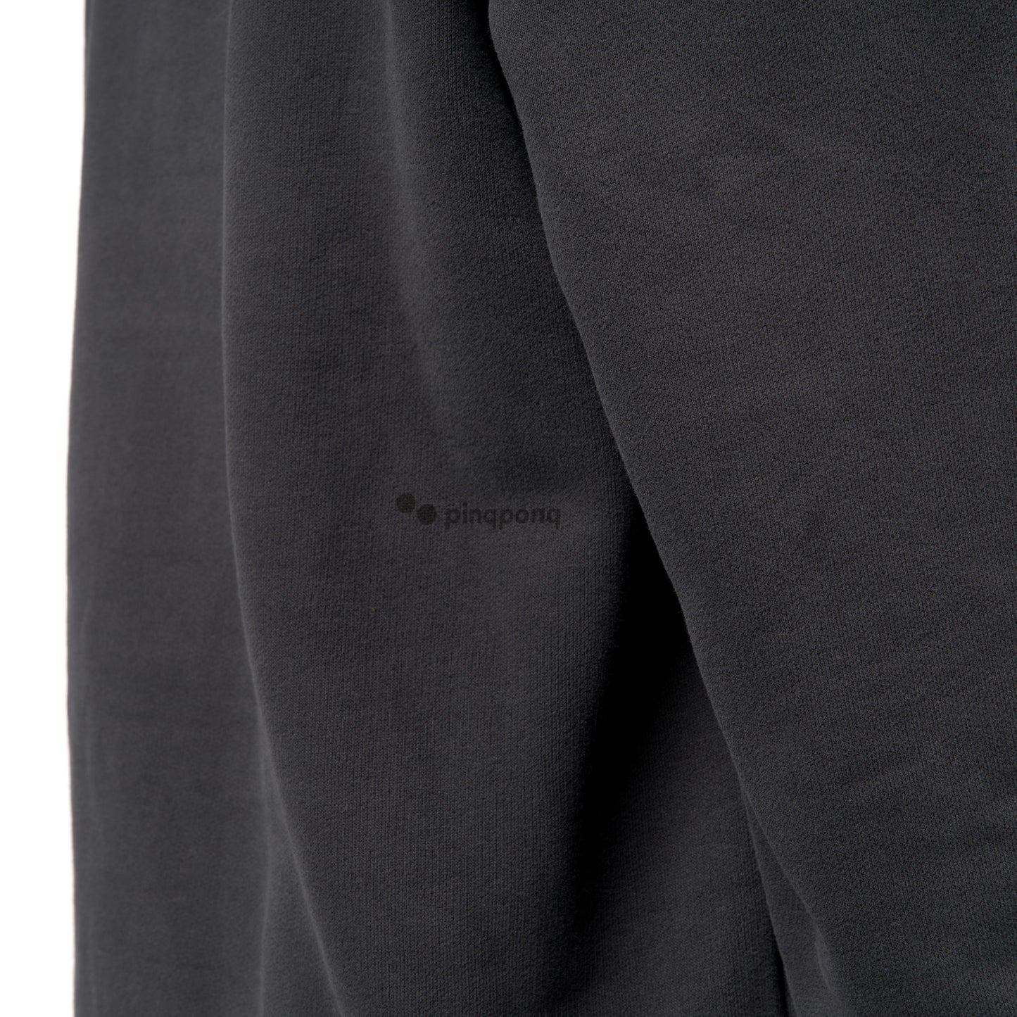 pinqponq-Hoodie-Peat-Black-detail