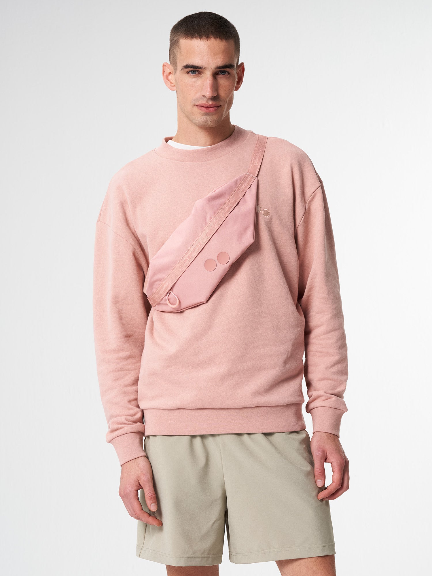 pinqponq-Brik-Ash-Pink-model-front