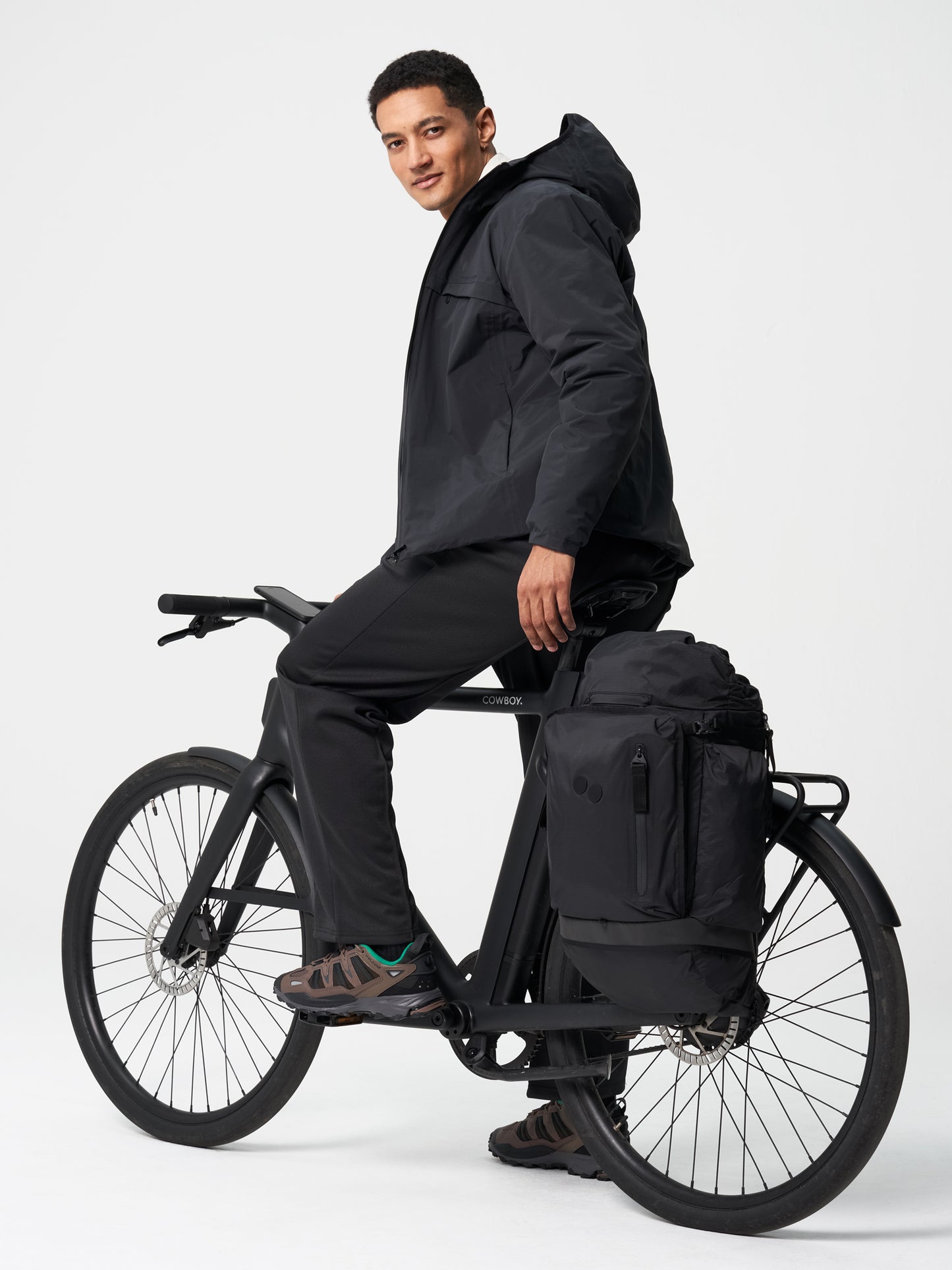 Komut Medium Bike - Pure Black