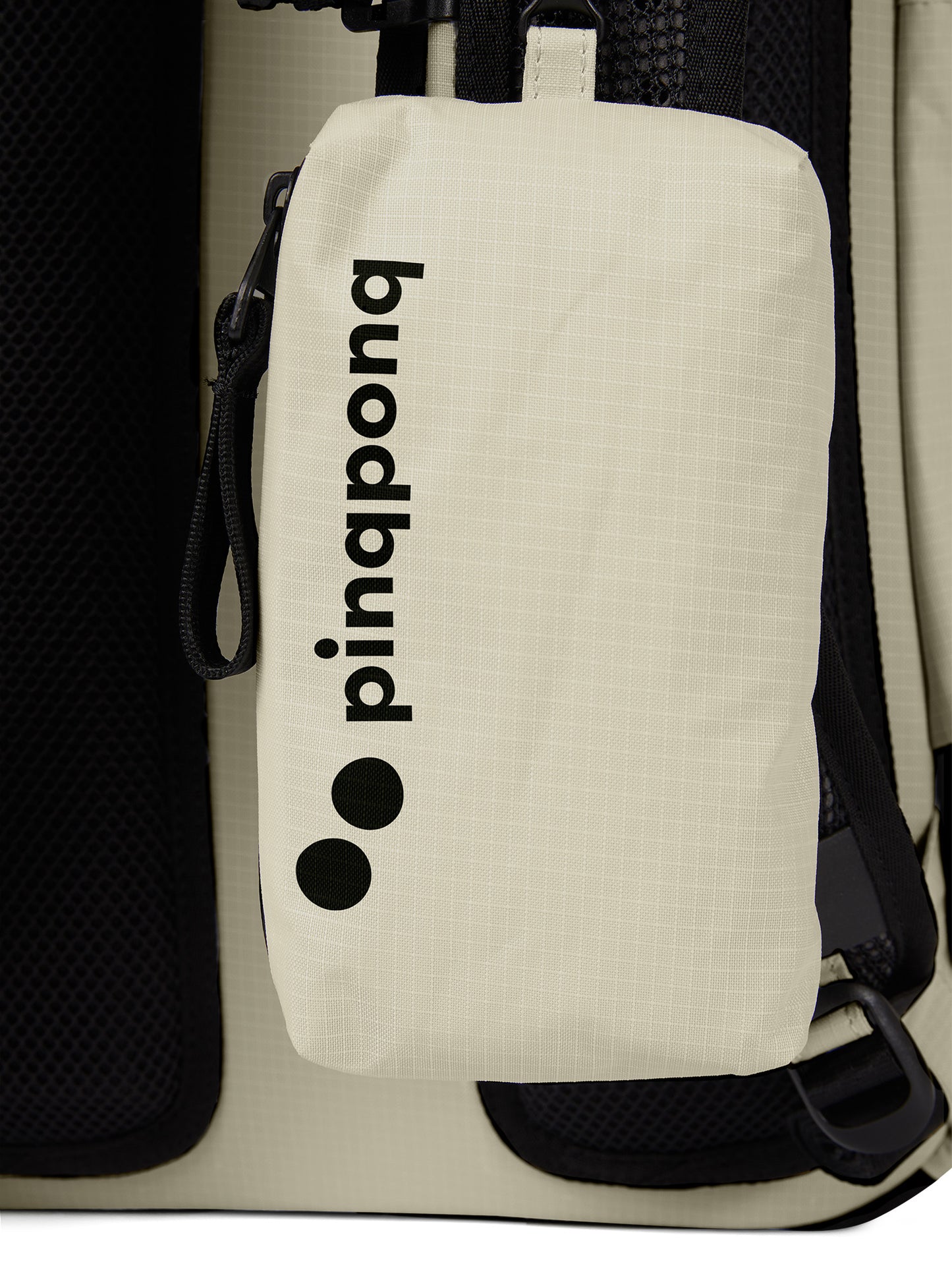 pinqponq-Komut-Medium-Pure-Olive-closeup-details
