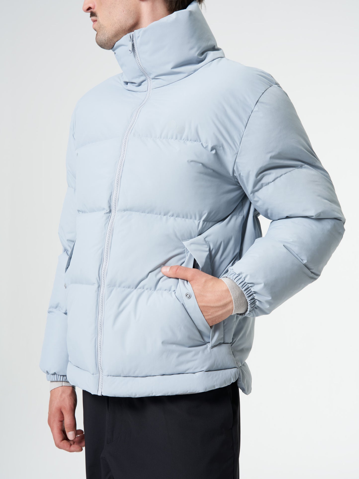 pinqponq-Puffer-Jacket-Unisex-Iced-Grey-detail