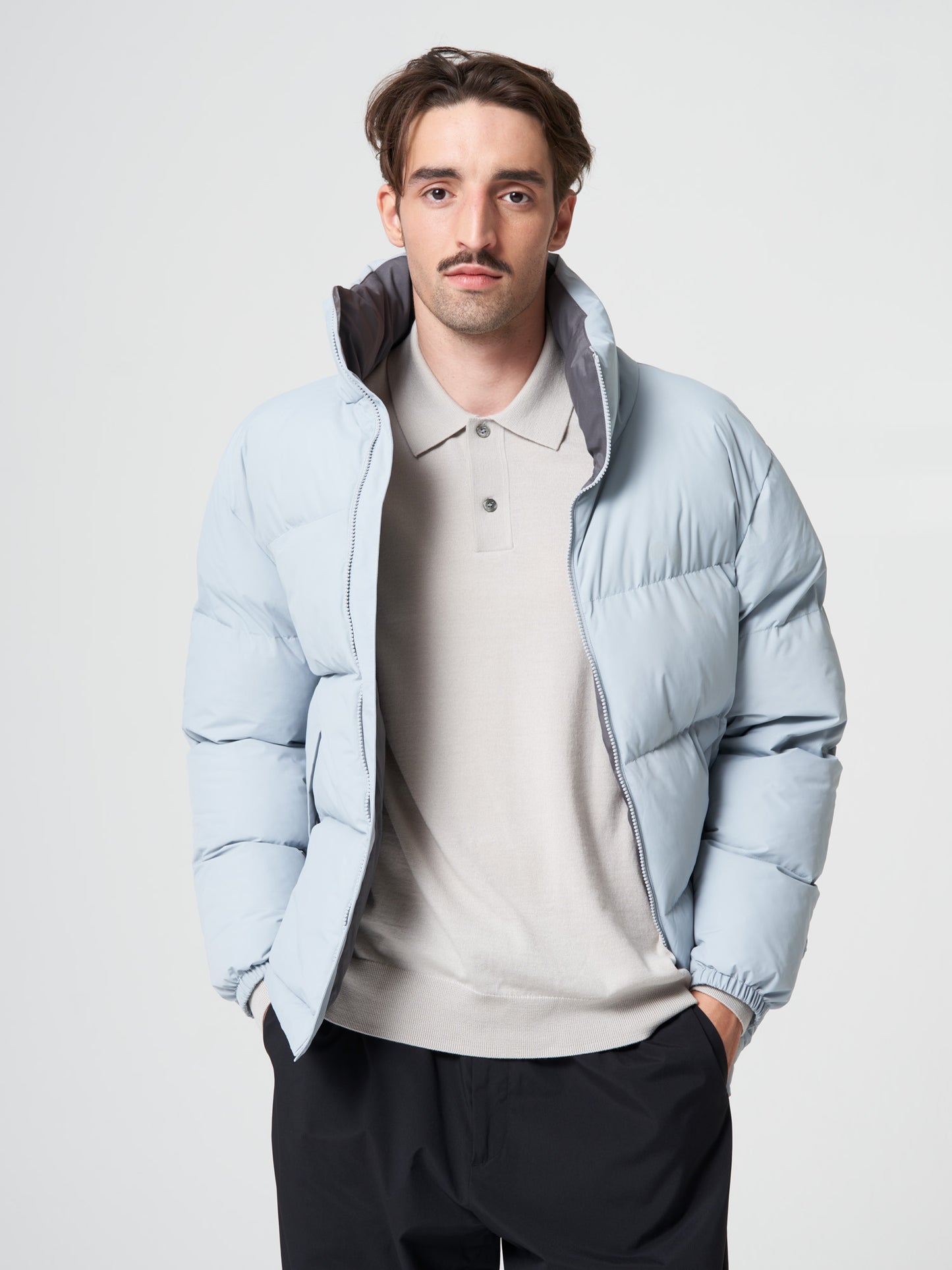 pinqponq-Puffer-Jacket-Unisex-Iced-Grey-model-open