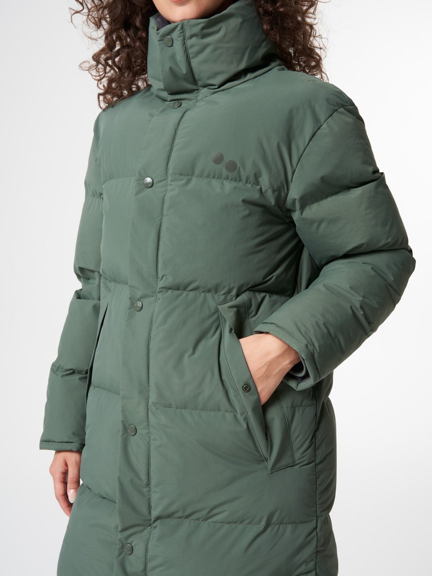 pinqponq-Puffy-Parka-Women-Forester-Olive-model-front