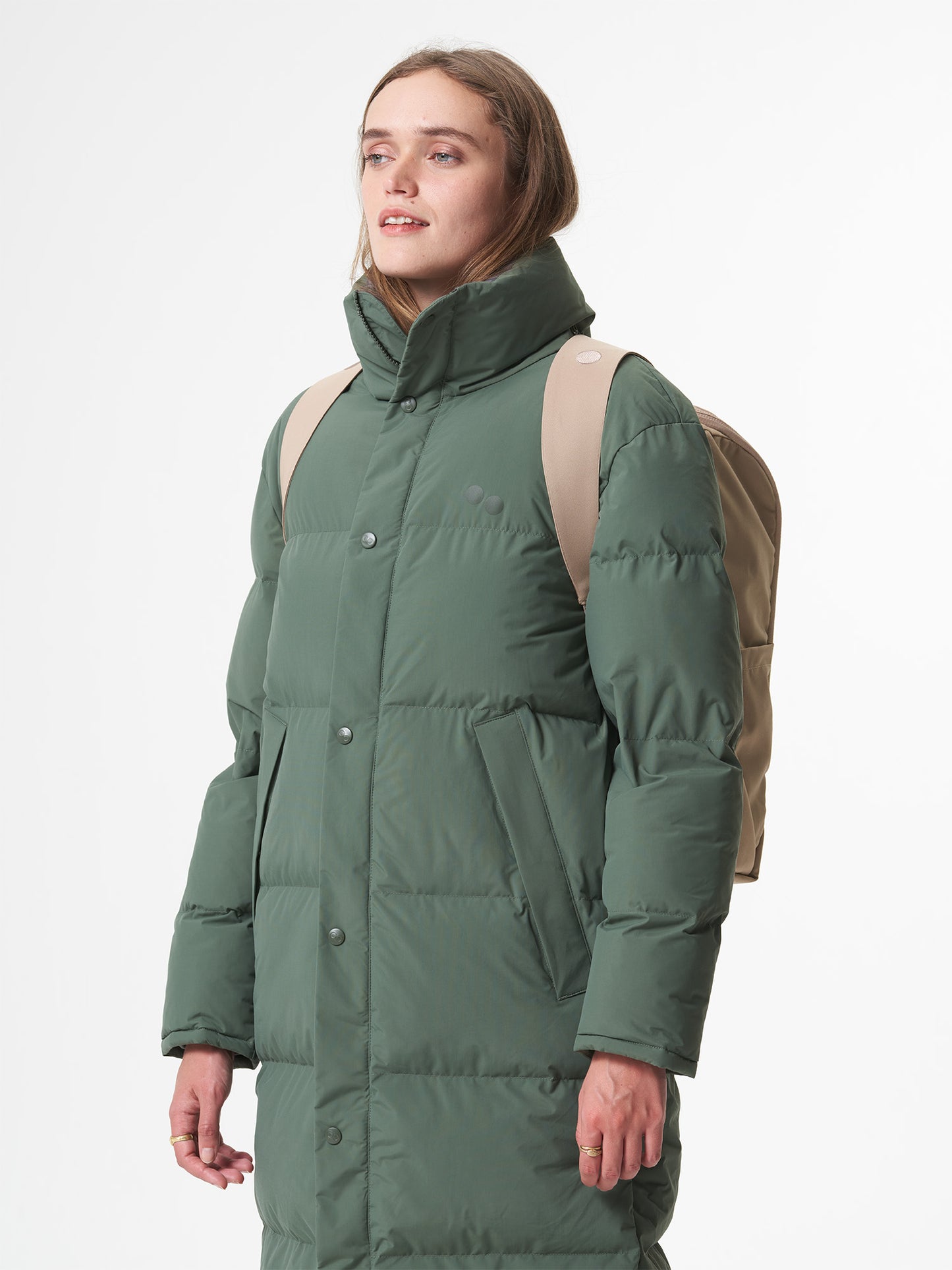 pinqponq-backpack-Purik-Caramel-Khaki-model-back