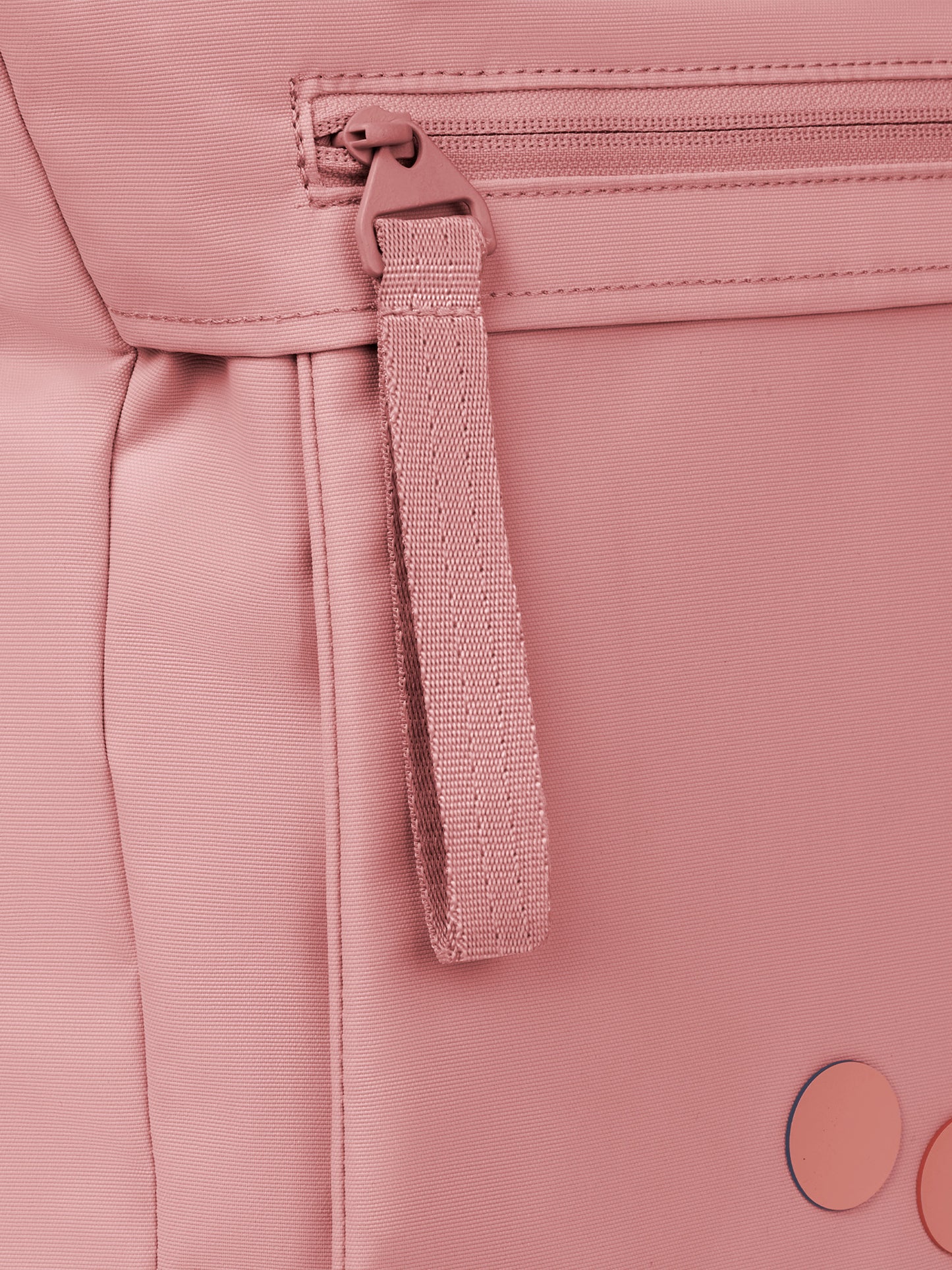 pinqponq-Klak-Ash-Pink-closeup-front-details
