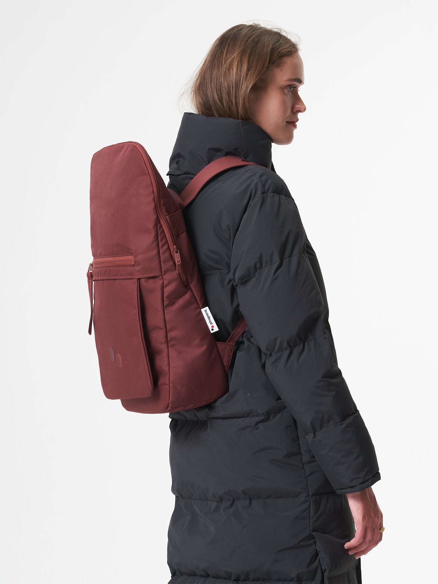 pinqponq-backpack-Klak-Pinot-Red-model-side