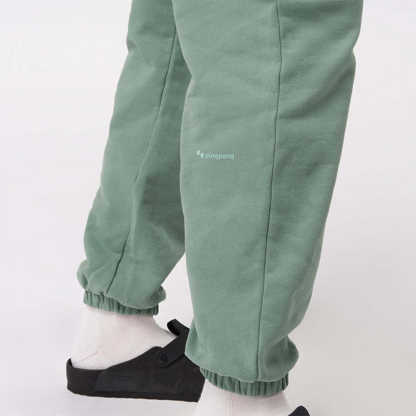 pinqponq-Sweat-Pant-Monstera-Green-detail