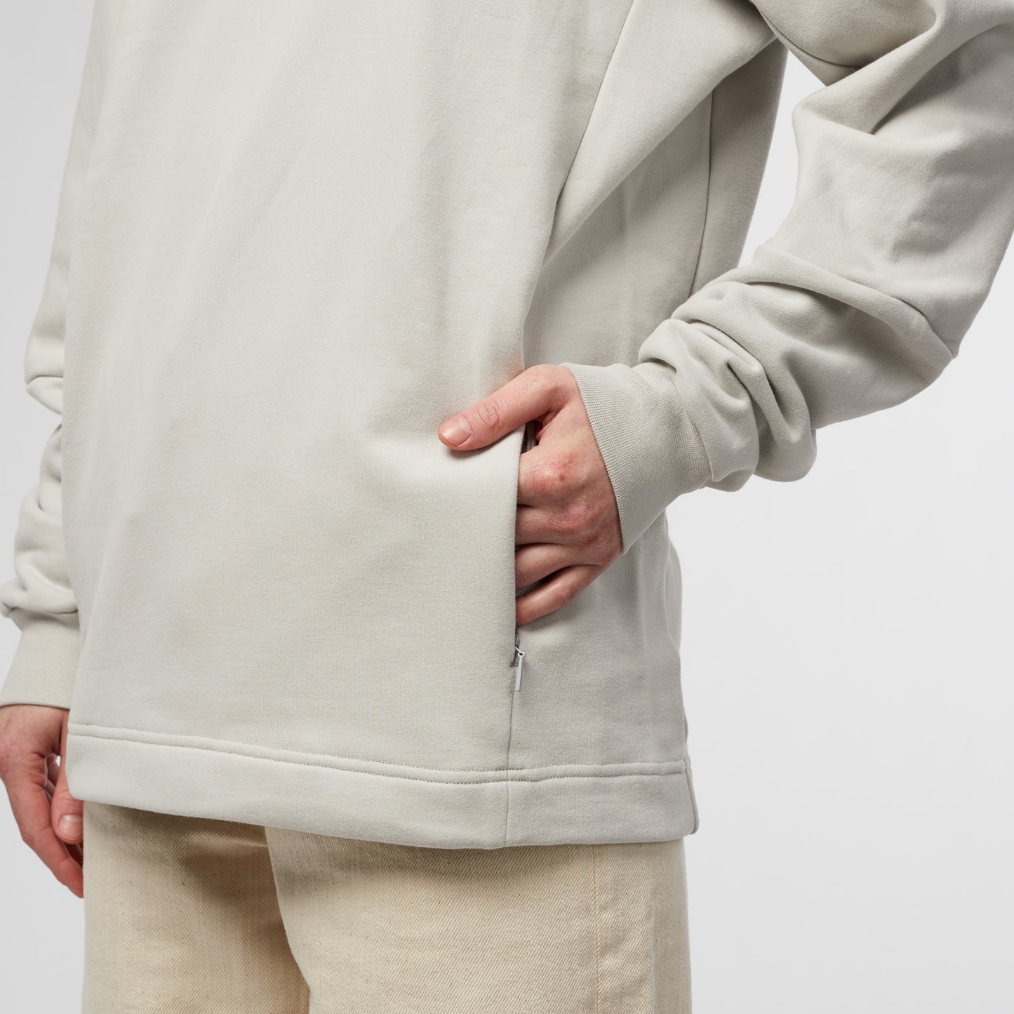 pinqponq-Troyer-Limestone-Grey-unisex-detail