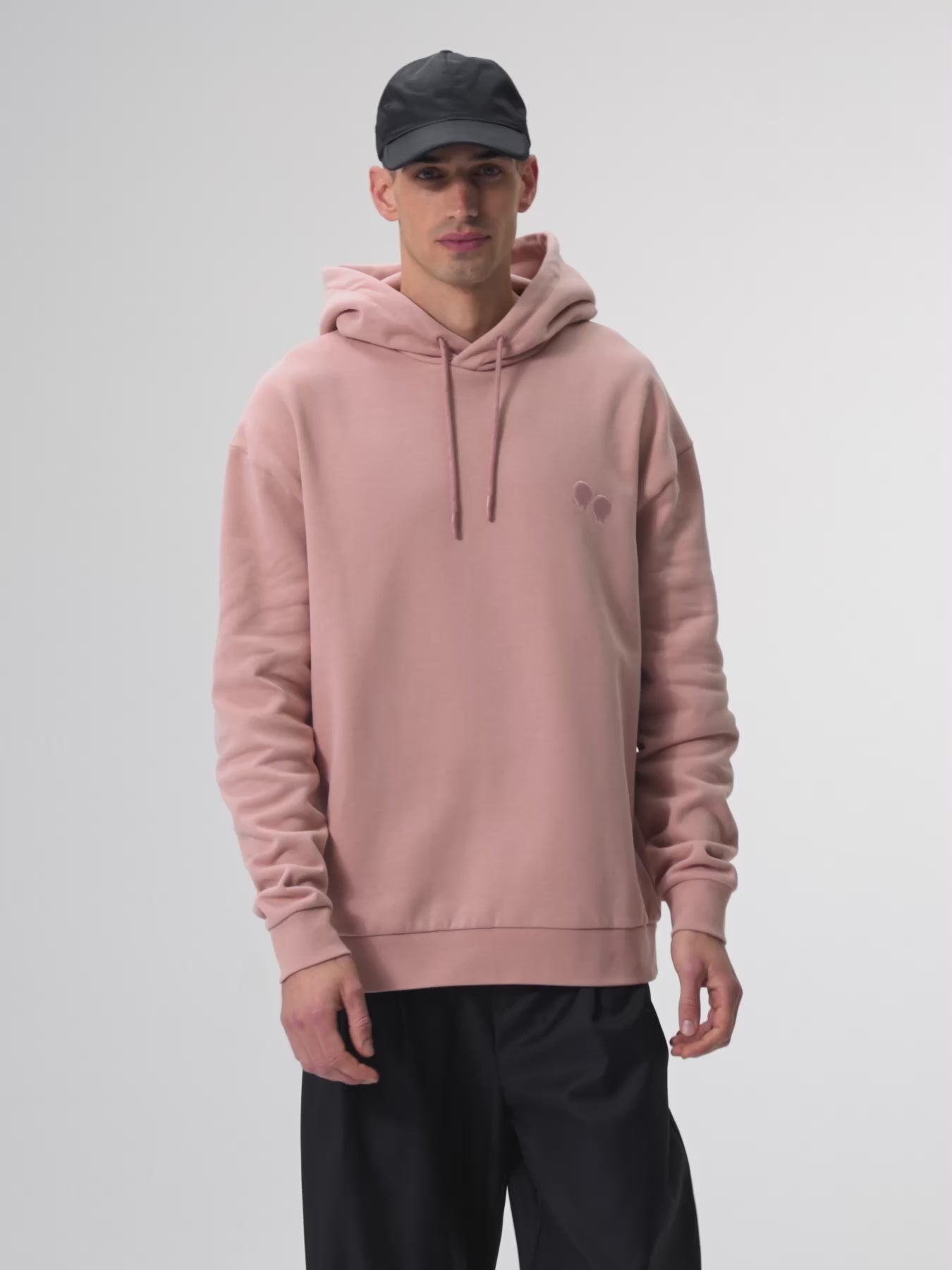 pinqponq-Hoodie-Unisex-Pointilism-Ash-Pink-model-video